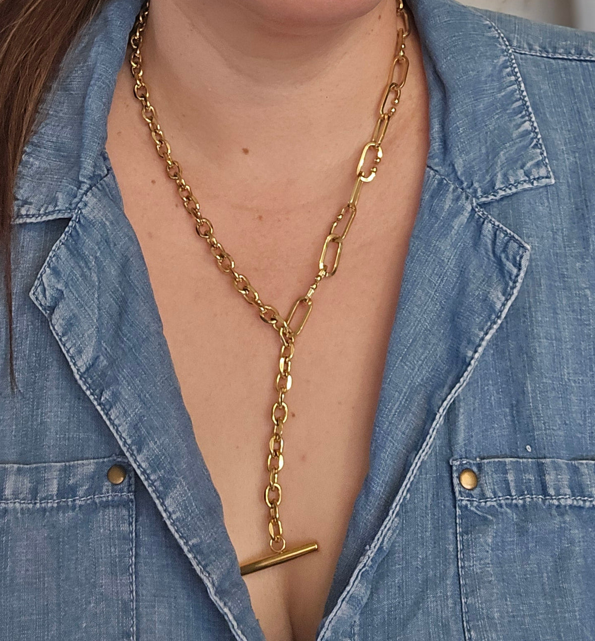 Collar Doble con Toggle Dorado