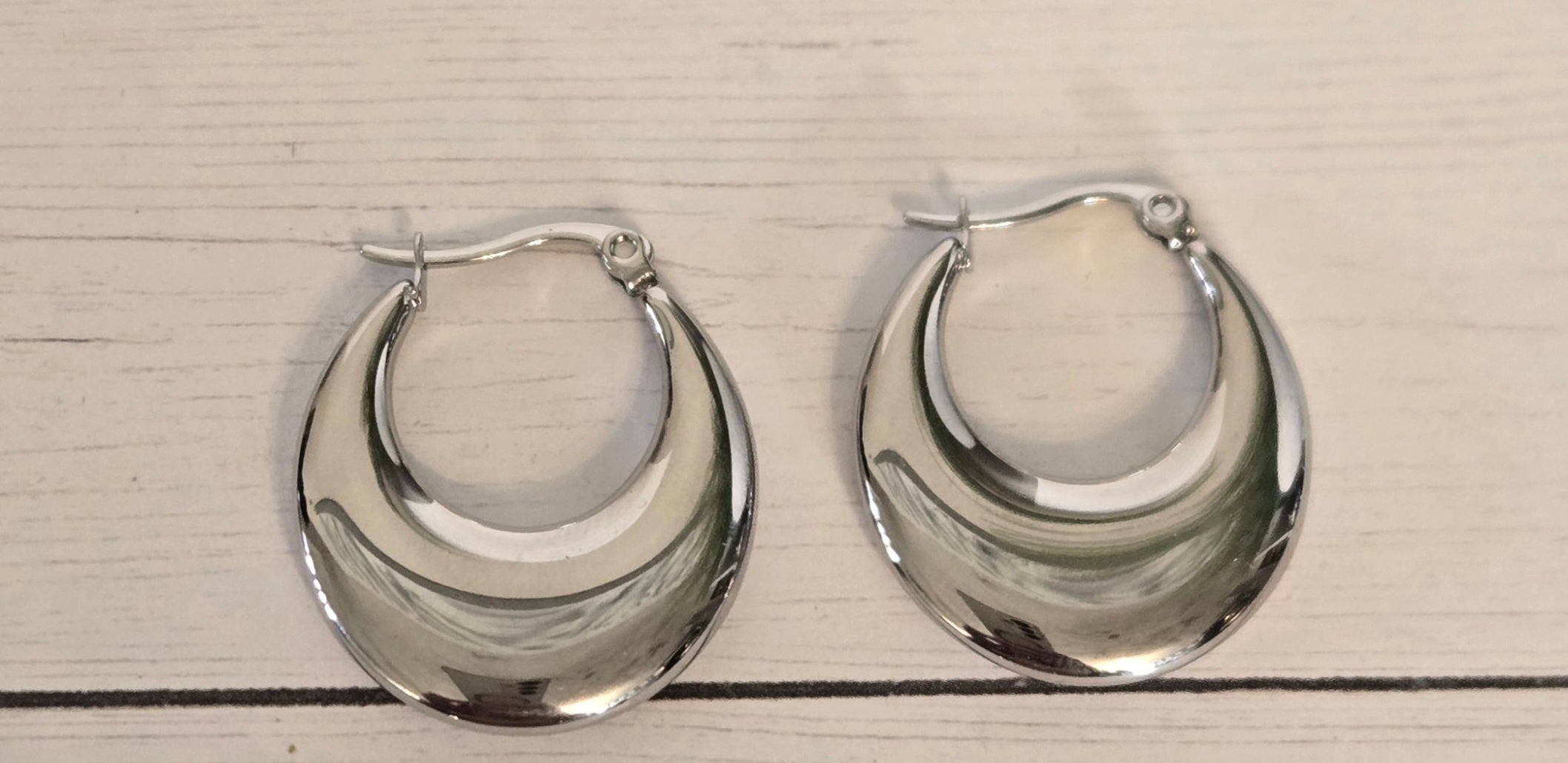 Pantallas  Luna Curve