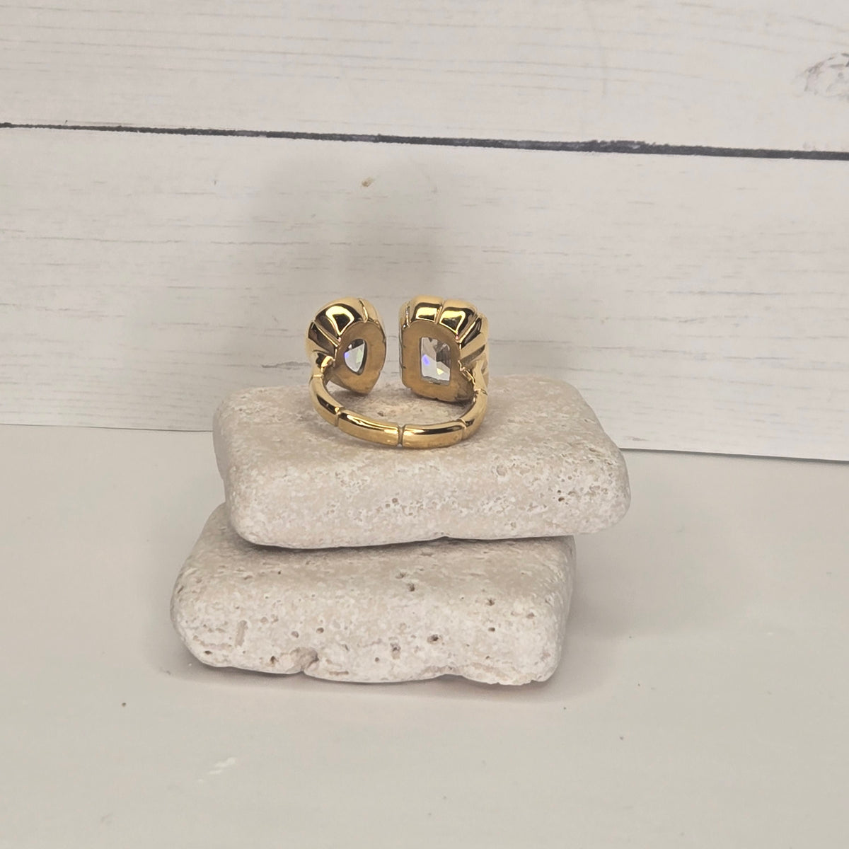 Anillo Beverly