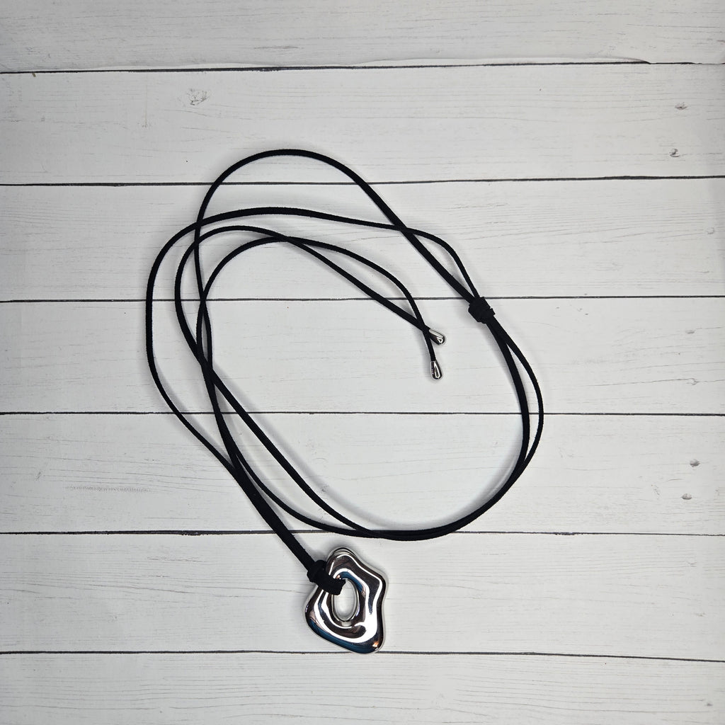 Collar Silueta