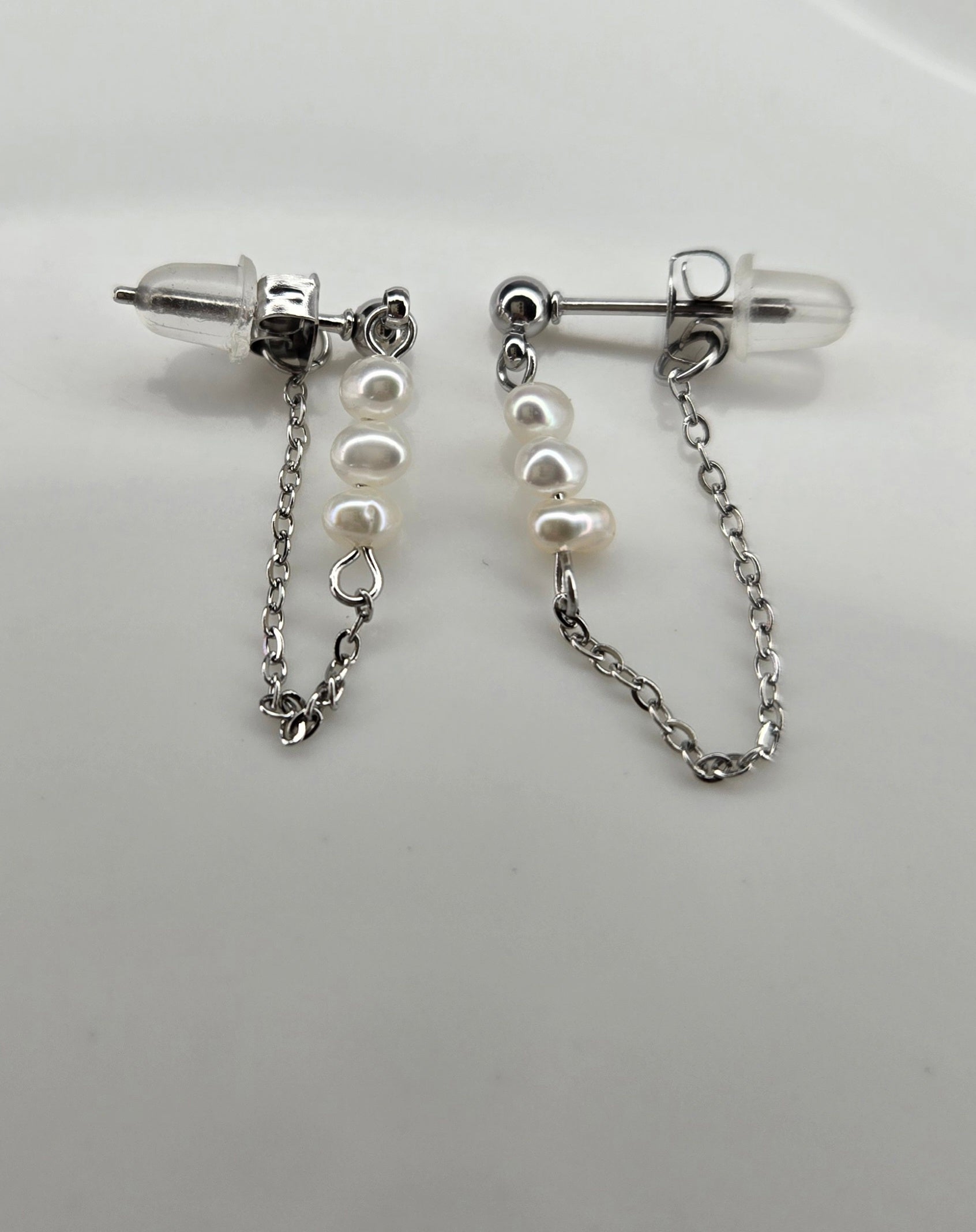 Pantallas Pearl Chain